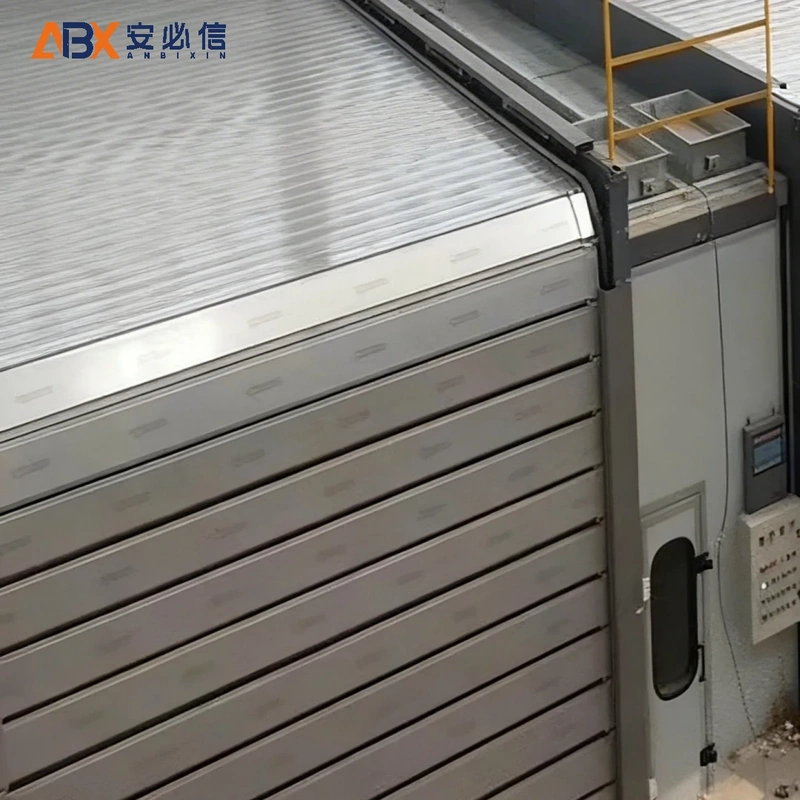 赤峰金属快速门